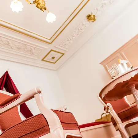 Grand Bellevue - Adults Only 酒店 4*