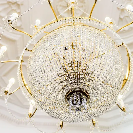 Grand Bellevue - Adults Only