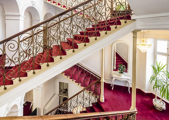 Grand Bellevue - Adults Only